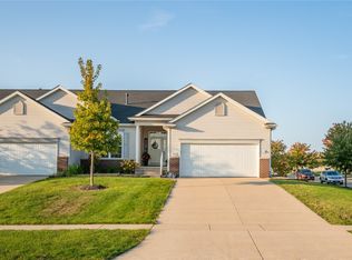 6602 Limestone Ct NW, Cedar Rapids, IA 52405