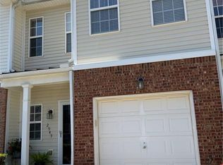 2945 Greyhawk Ln, Cumming, GA 30040