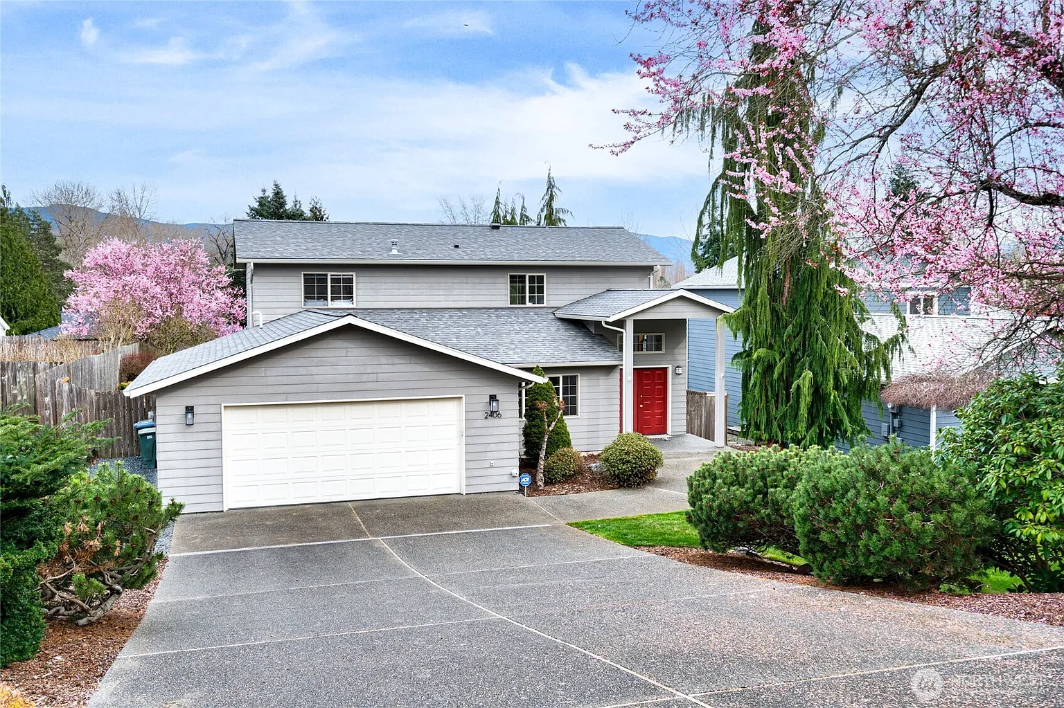 2406 Birch Street photo 1