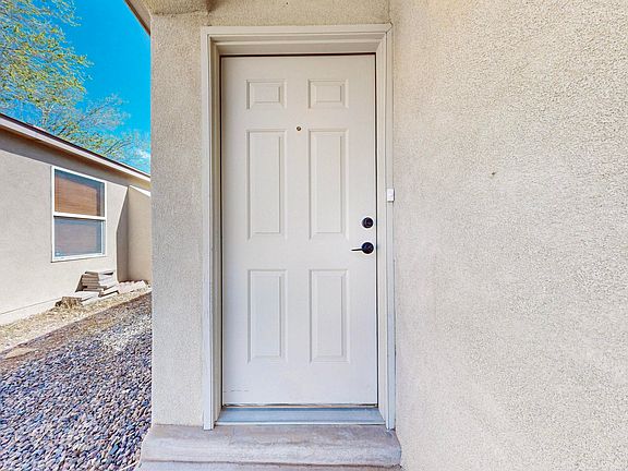 2nd image of 436 Shorewood Dr NW