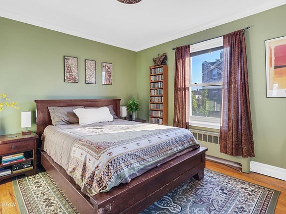 4th image of 48-10 43rd St #5B