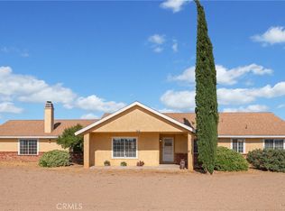 10579 Barker Rd, Oak Hills, CA 92344