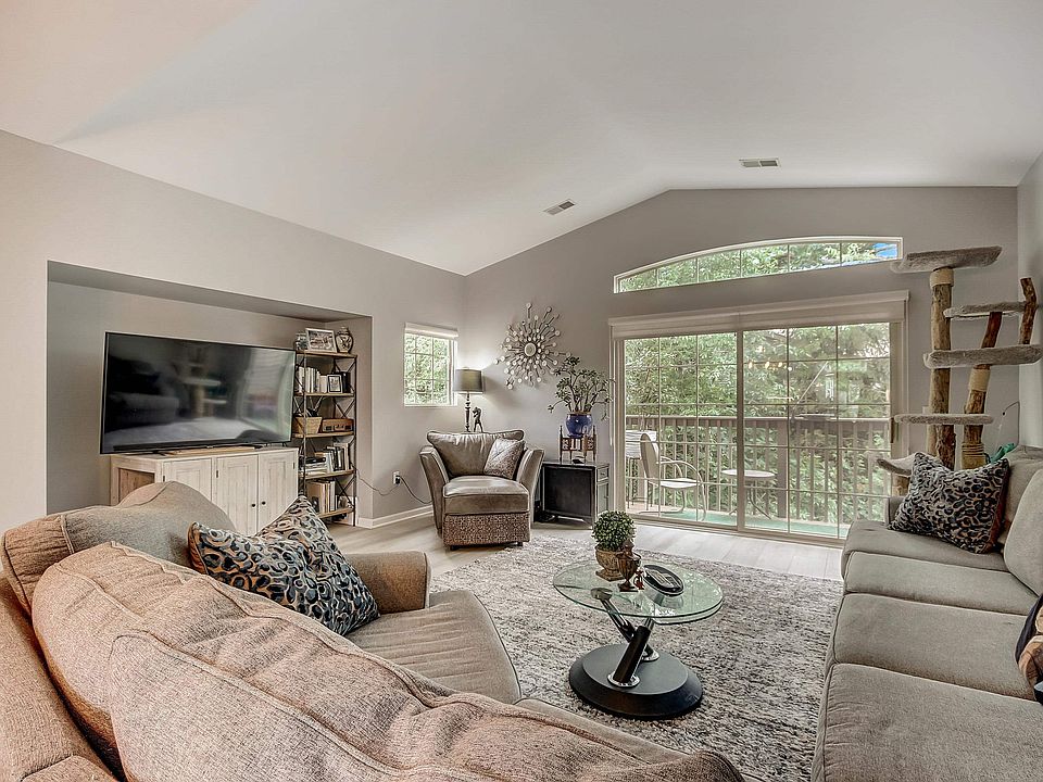 1st image of 500 S Edwards Blvd Unit 15