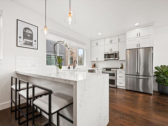 5th image of 4686 S Grosvenor Ct