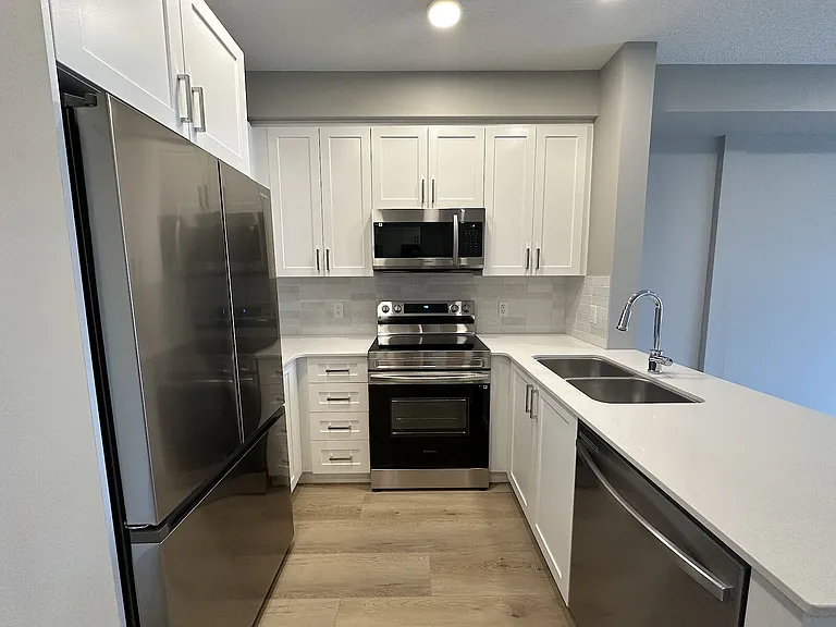 224 140th Ave NW — Photo 3