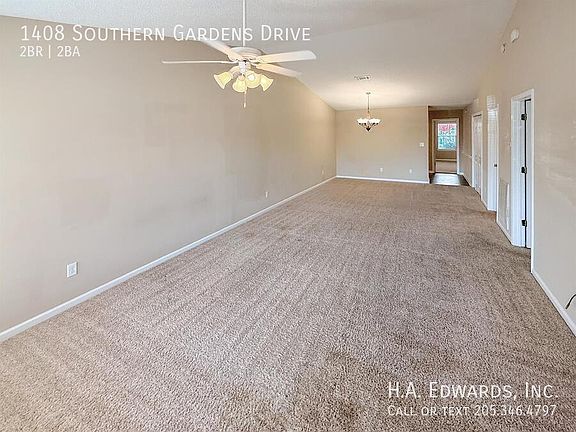 3rd image of 1408 Southern Gardens Dr