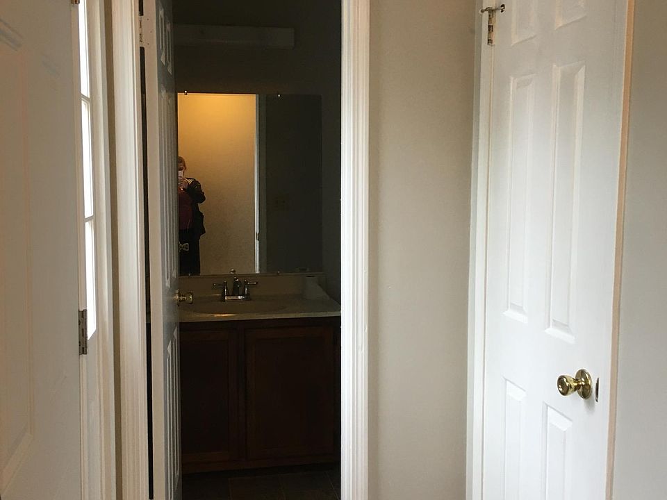 1st image of 3125 Belle Meade Dr Unit C