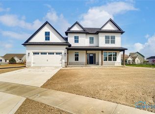 9264 Pondside Ct, Sylvania, OH 43560