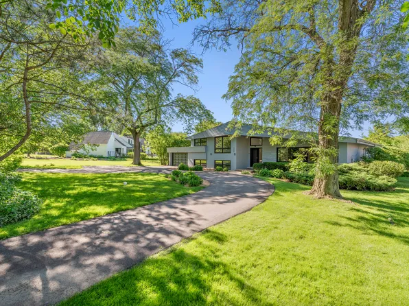 330 Landis Ln, Deerfield, IL 60015