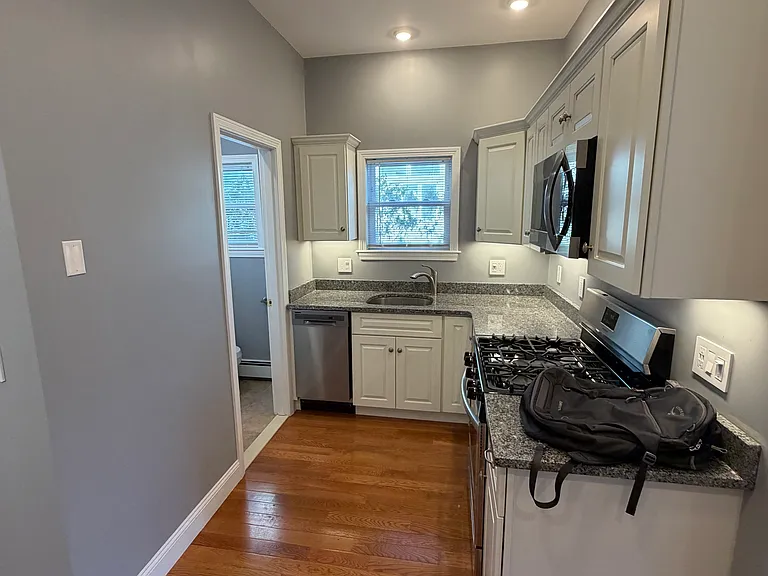 130 Washington St #3 — Photo 25