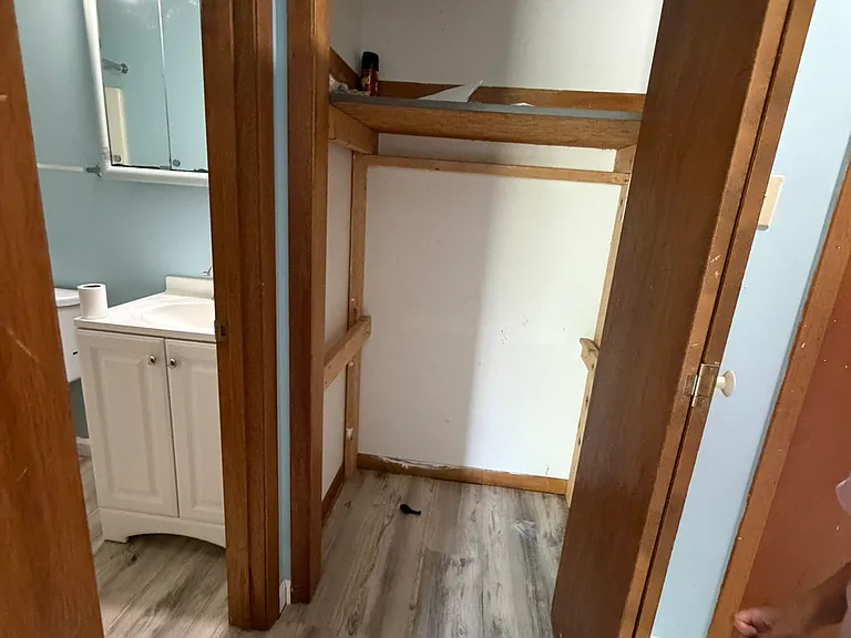 2912 Greenway Dr NE #3 — Photo 3