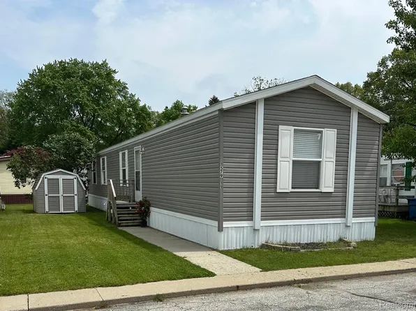 1579 June Ave, Allegan, MI 49010