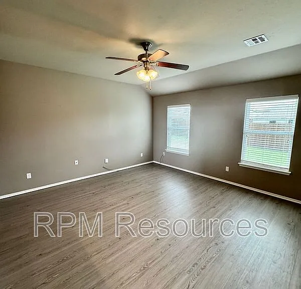 2705 Sugar Pine Dr — Photo 10