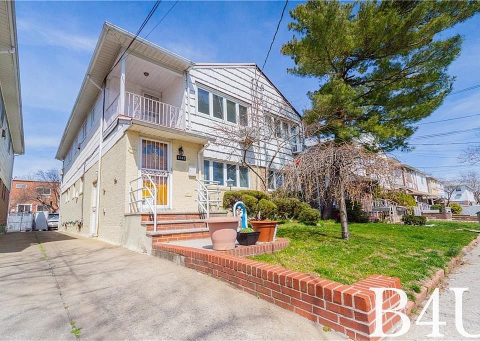 2nd image of 2732 E 64th St