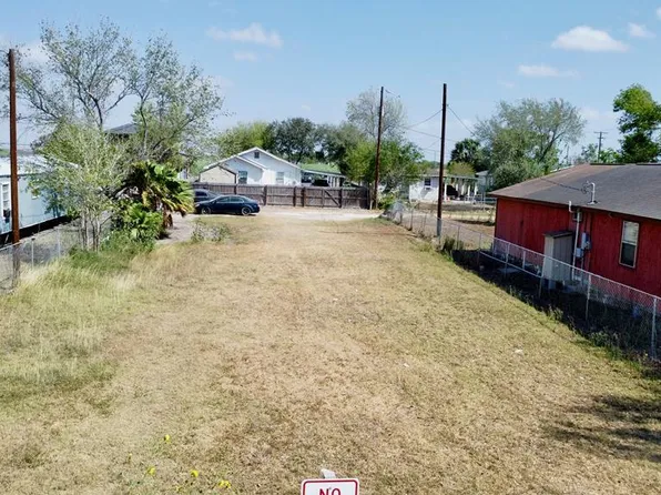 108 Elia St, Edcouch, TX 78538