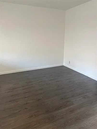 Carol Manor - 3008-3014 O ST — Photo 19
