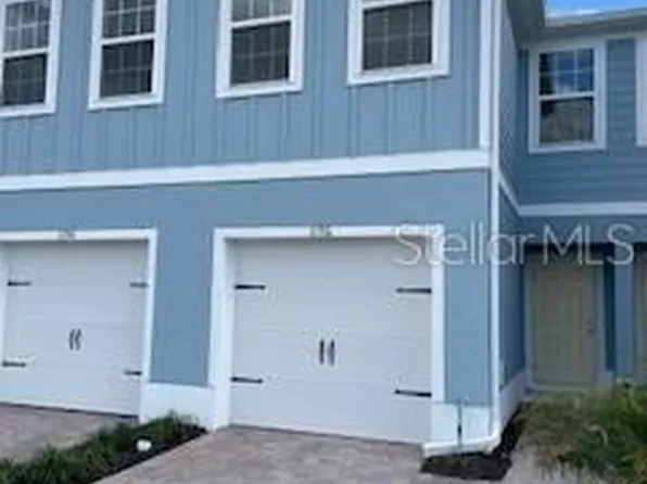 1196 Port Blue Way, Lady Lake, FL 32159