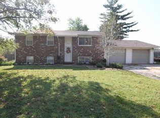 46 Berwin Grn, Maryville, IL 62062