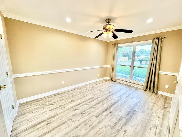 102 Mechanic St — Photo 6