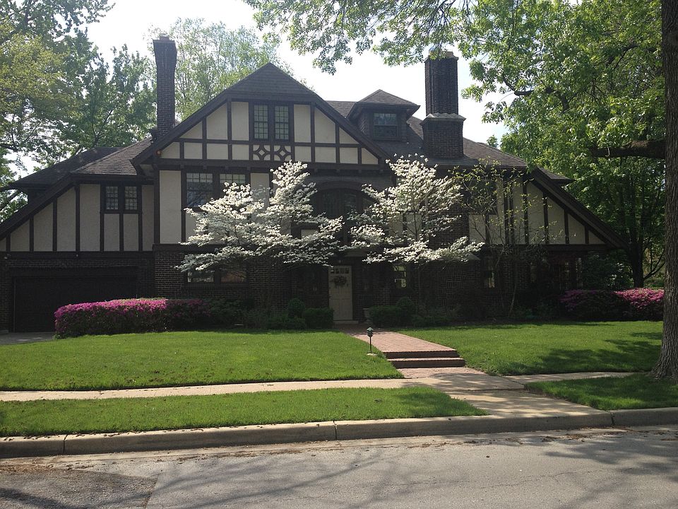 1st image of 1037 W 59th St