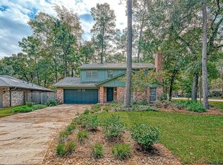 2 Coralberry Ct, Spring, TX 77381