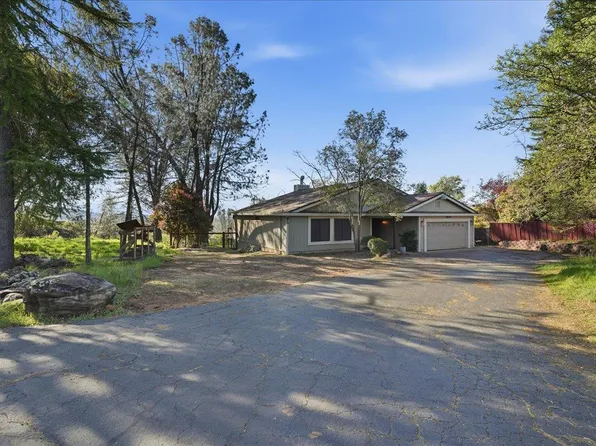 2836 La Crescenta Dr, Cameron Park, CA 95682