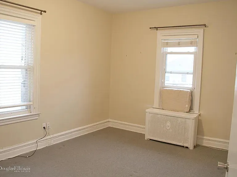 1774 E 17th St #2 — Photo 14