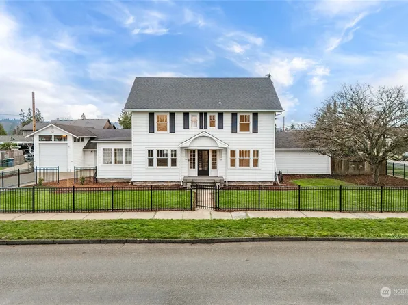 404 9th Street SW, Puyallup, WA 98371