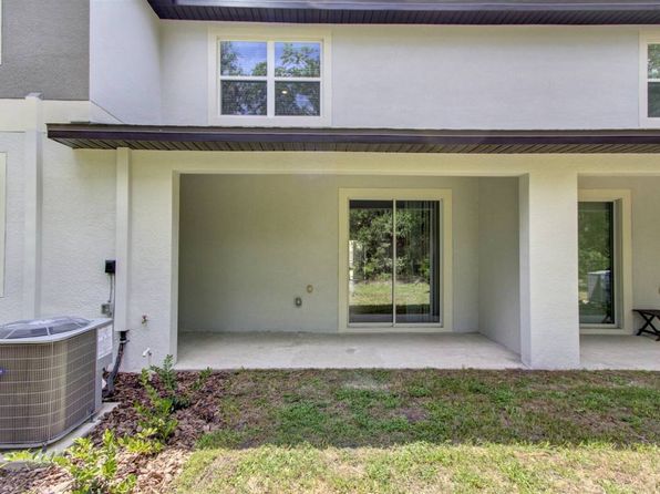 10224 Trumpet Honeysuckle Way