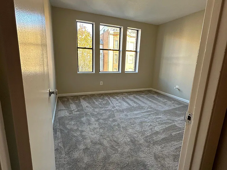 1420 Chapin St NW #302 — Photo 6
