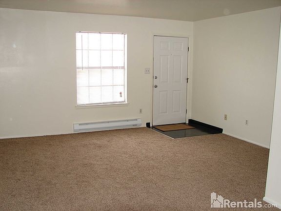 5th image of 2901 La Habra St