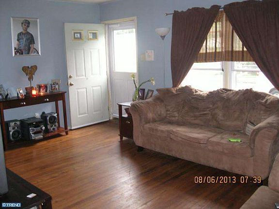 3rd image of 205 Scammell Dr
