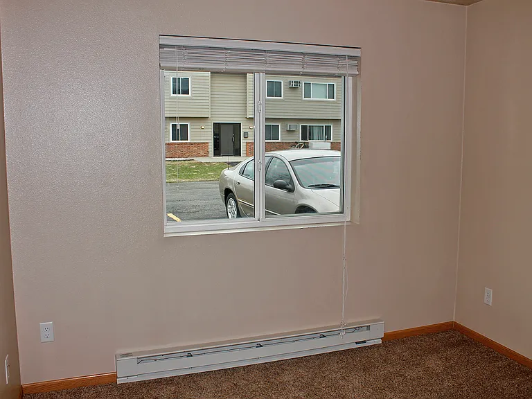 North Prairie Apartments — Photo 12