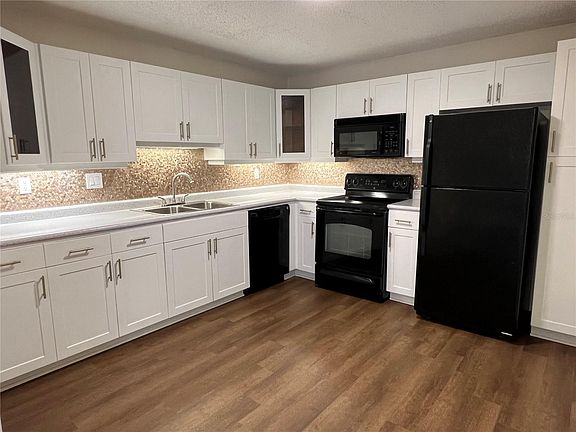 2nd image of 5721 Baywater Dr