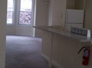 906 Christian St, Philadelphia, PA 19147