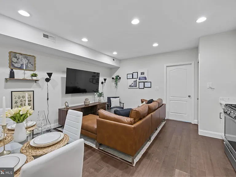 1363 Childress St NE #1 — Photo 10