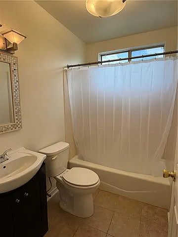 326 Bonnabel Blvd #C — Photo 8