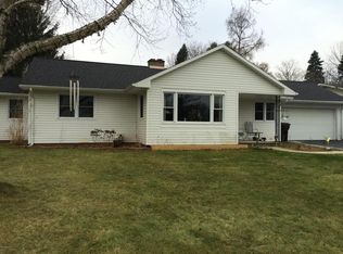 2378 Steamburg Rd, Hillsdale, MI 49242