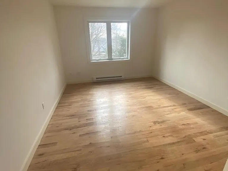 25 Springside Ave — Photo 32
