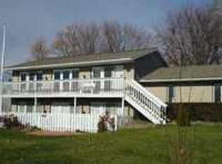 323 Cordoba Ave, Cedar Falls, IA 50613