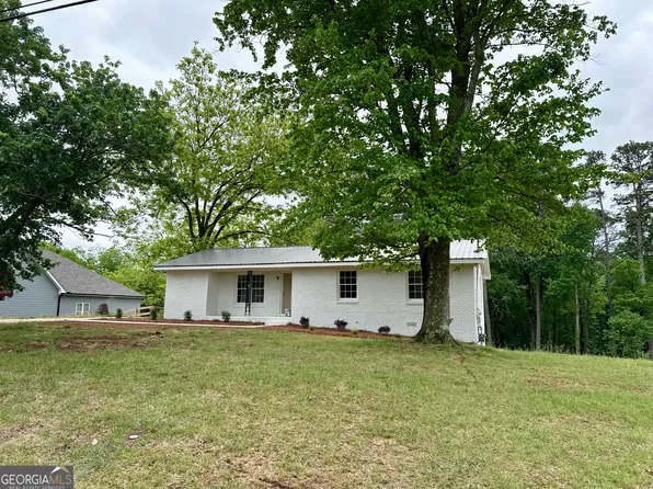 329 Church St, Pendergrass, GA 30567