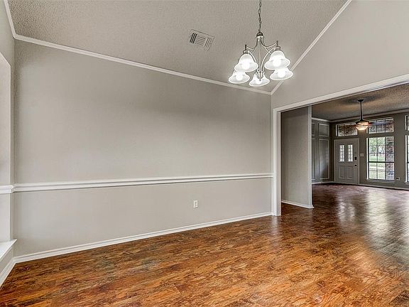 2nd image of 5521 Bradley Ct