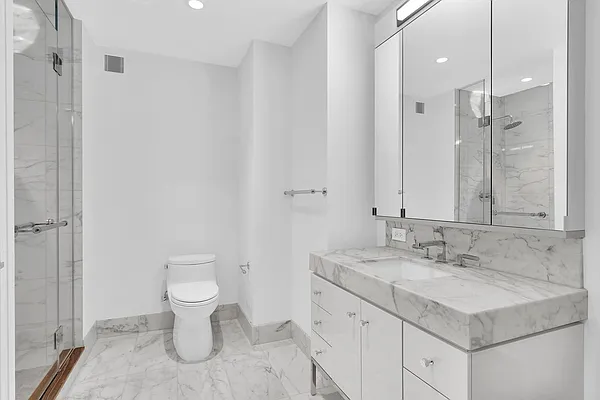 Rented by Cooper & Cooper Real Estate | media 22