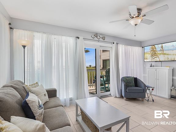 2nd image of 497 Plantation Rd APT 1139