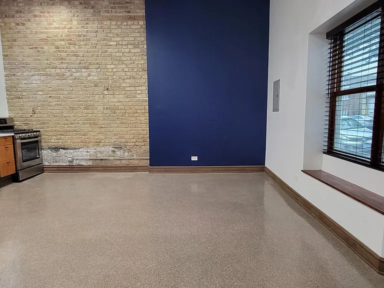 3084 S Lock St #3 — Photo 3