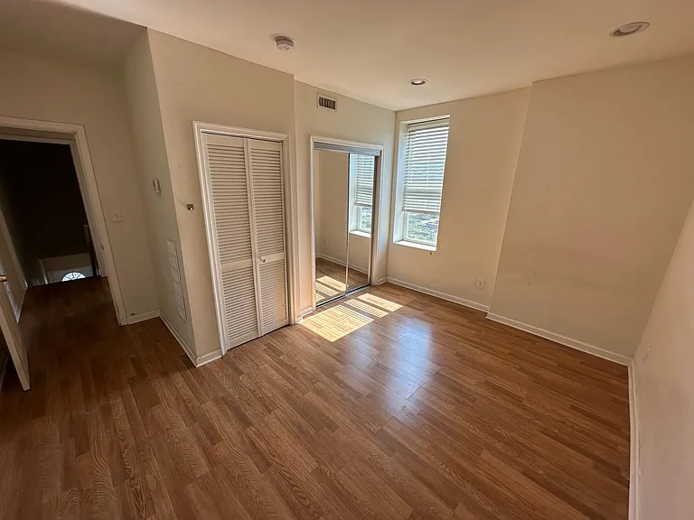 2600 Wilder St — Photo 3