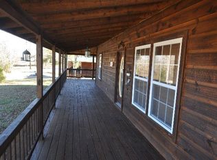 101 Kangaroo Ridge Rd, Byrdstown, TN 38549