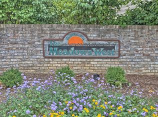 2901 Wendover Pl, Champaign, IL 61822