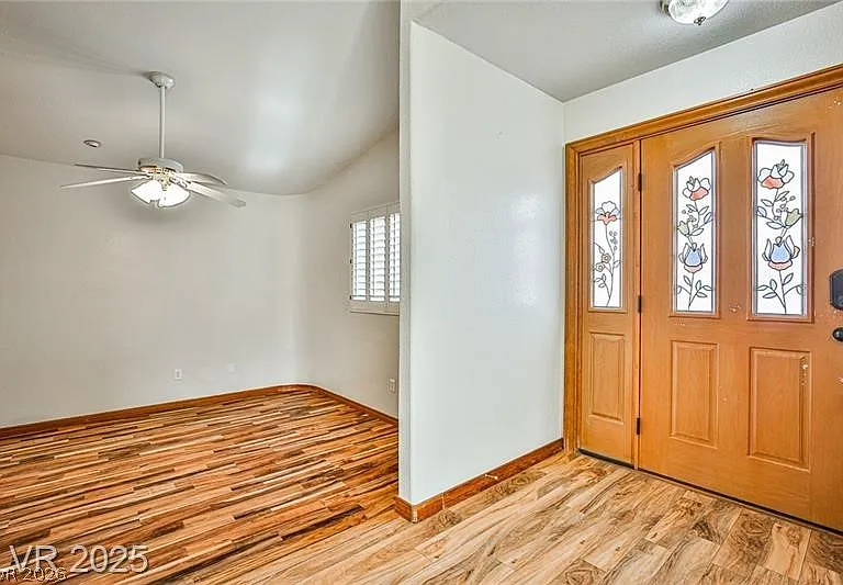 6315 N Park St — Photo 14