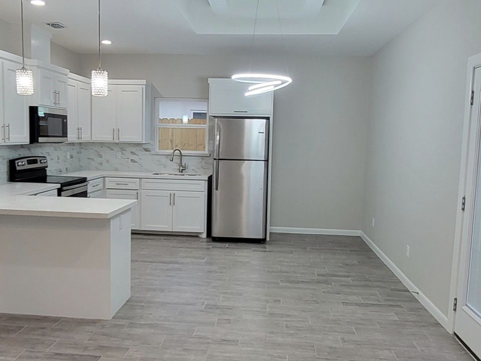 1st image of 3404 S Mia Ln #1